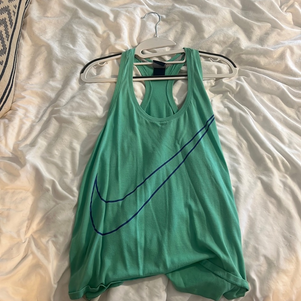 Nike tank